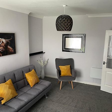 Bellshill , Belvidere Central Upper Apartment ภายนอก รูปภาพ