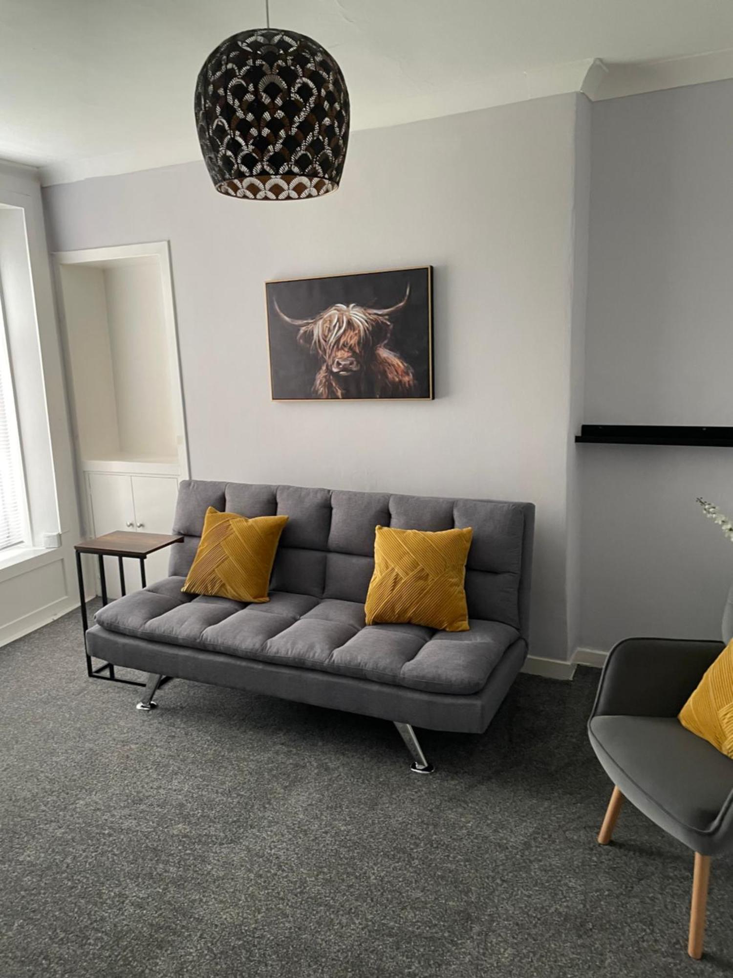 Bellshill , Belvidere Central Upper Apartment ภายนอก รูปภาพ