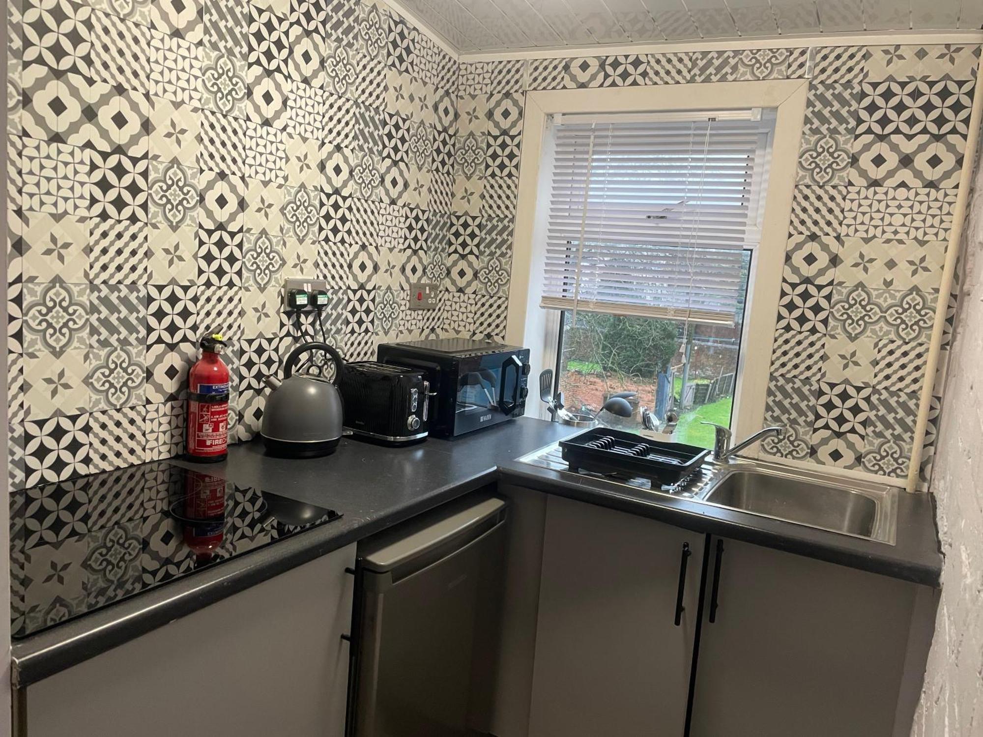 Bellshill , Belvidere Central Upper Apartment ภายนอก รูปภาพ